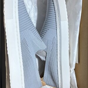 UGG Slip-On Knit Shoe in Light Gray and White
